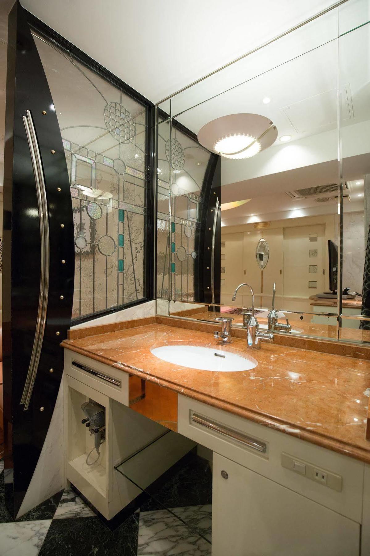 Hotel An Shinjuku Kabukicho (Adults Only) Токио Екстериор снимка